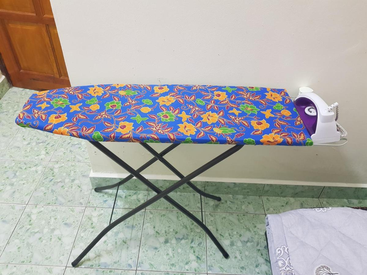 Homestay Che Wan 콴탄 외부 사진
