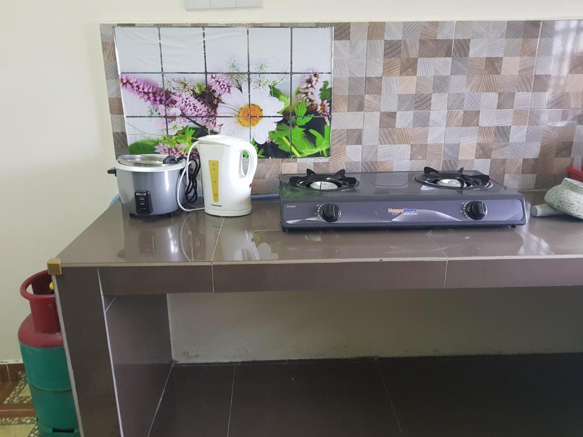 Homestay Che Wan 콴탄 외부 사진