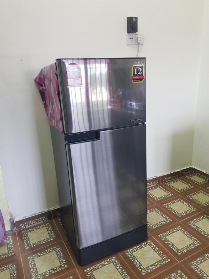 Homestay Che Wan 콴탄 외부 사진