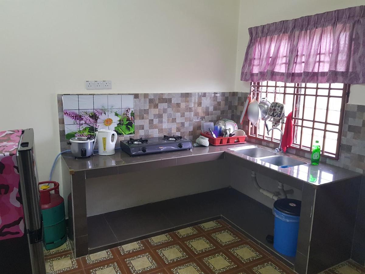 Homestay Che Wan 콴탄 외부 사진